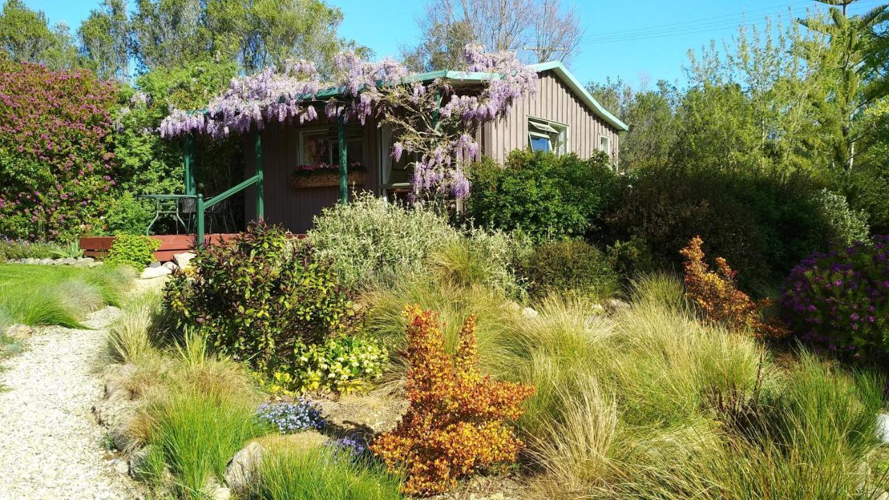 Waterwheel Cottage Upper Moutere Extérieur photo