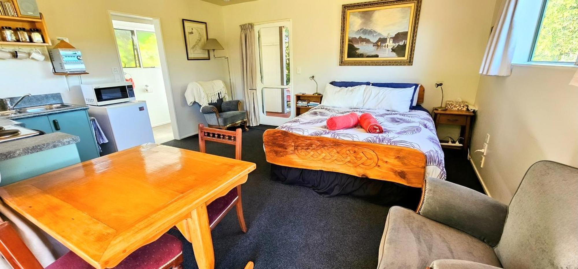 Waterwheel Cottage Upper Moutere Extérieur photo