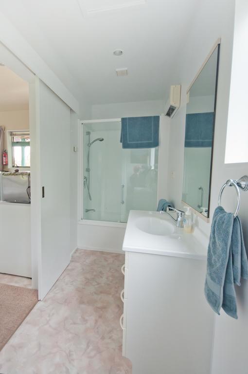 Waterwheel Cottage Upper Moutere Chambre photo