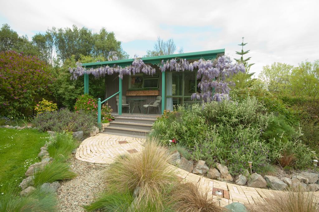 Waterwheel Cottage Upper Moutere Extérieur photo